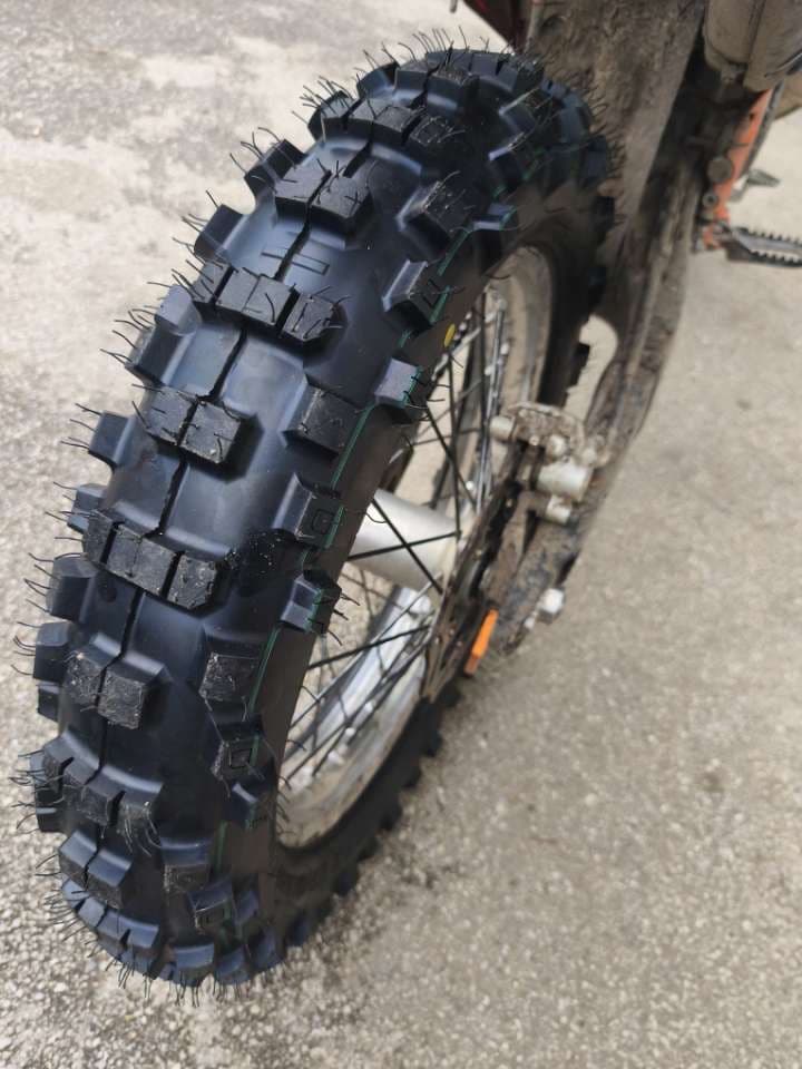 enduro_pnevmatika_obor_e80_extreme_soft_lepljiva zmes
