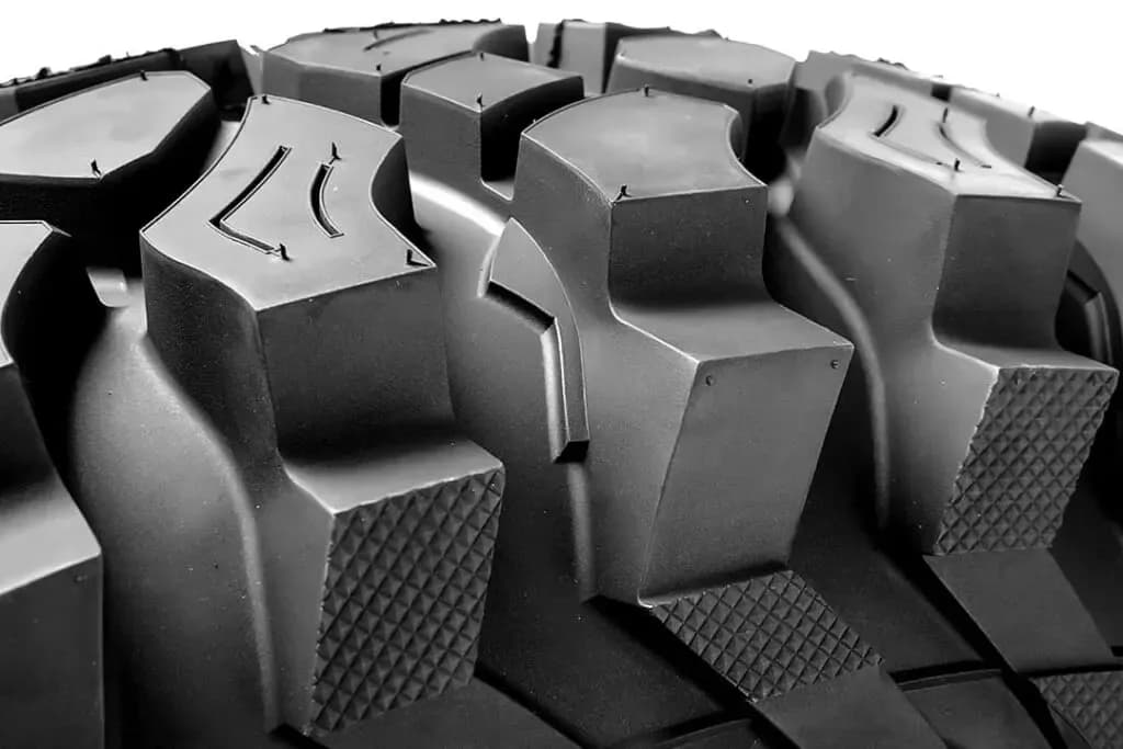 obor-tires-Rocmonster-closeup-tread-1024×683.jpg